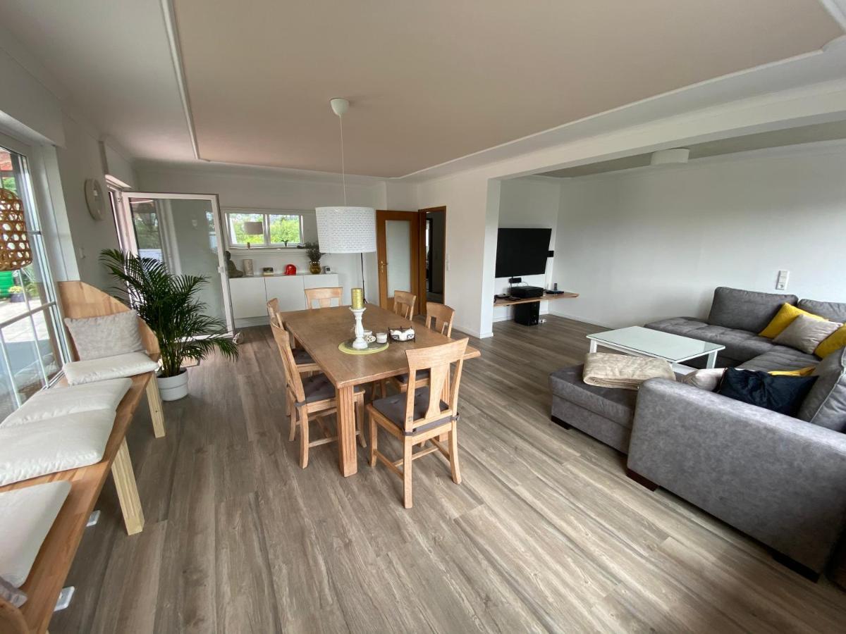 Haus Sonnenweg 6 Auf Der Sonnenseite Im Westerwald Höhr-Grenzhausen Exteriör bild