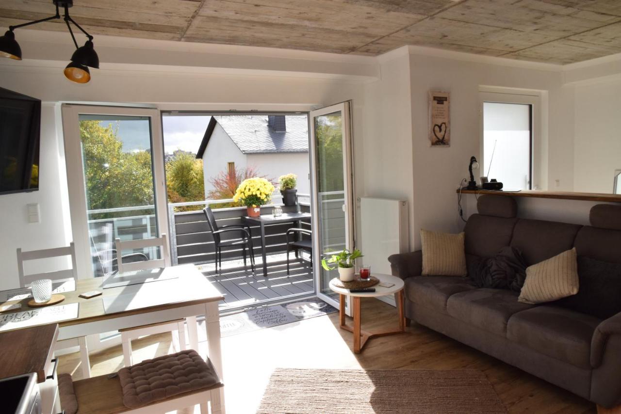 Haus Sonnenweg 6 Auf Der Sonnenseite Im Westerwald Höhr-Grenzhausen Exteriör bild